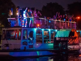 BOAT PARTY
